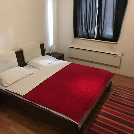Apartament Cacak Exterior photo